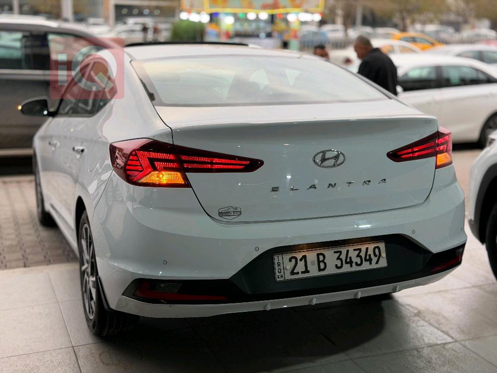 هيونداي النترا